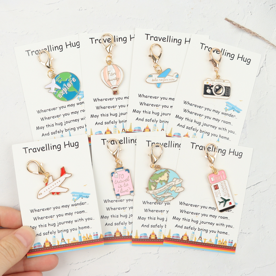 8-Piece Travel Keychain Set, P - Travel Accessories As Gifts 评论和价格