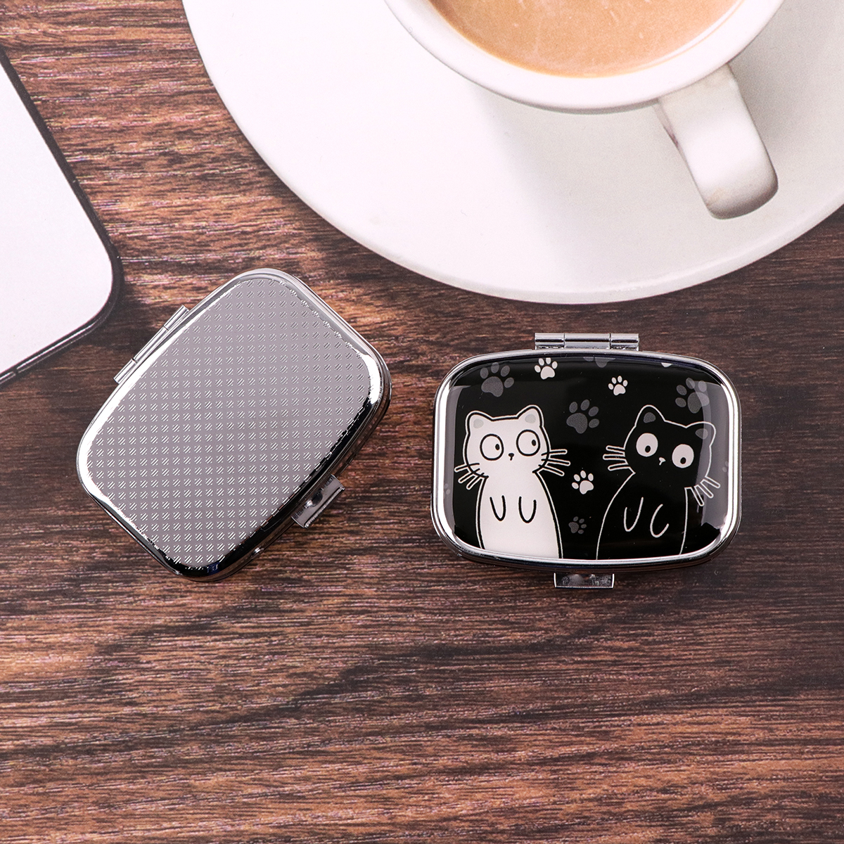 Cartoon Black And White Cat Tr - Travel Accessories In Japan 评论和价格