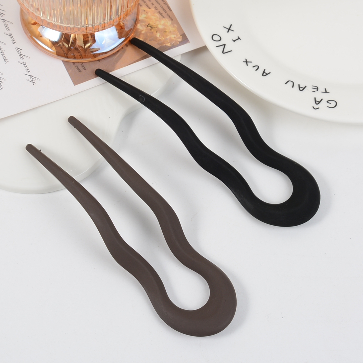 2 Pieces of Fashionable and El - Travel Accessories As Gifts 评论和价格
